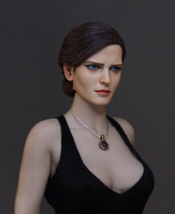 007 casino royale Vesper Lynd (Eva Green) painted head 150 USD (deposit 65 USD) - Image 4